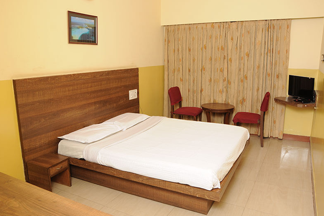 Non Ac Rooms>
                            <a href=